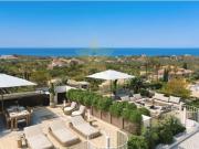 Penthouse T2+2 com Terraço Privado e Vista Mar