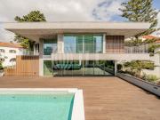 Penthouse T3 com jardim e piscina em Cascais