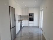 Penthouse T3 com Vista Panorâmica e Acabamentos de...