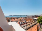 Penthouse T3, em prédio recuperado com elevador no...