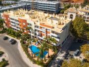 Penthouse T3 totalmente equipada e mobilada – Vilamoura