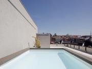 Penthouse T4 com piscina no coração da baixa do Porto...