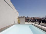 Penthouse T4 com piscina no coração da baixa do Porto
