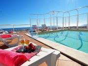 Penthouse T4 com piscina privada em Albufeira 500m²...