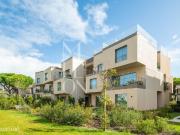 Penthouse T4 Duplex com Piscina privada e vista Golf!