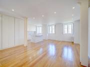 Penthouse T4 duplex com terraço perto da Av. da...