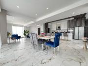 Penthouse venta en Torre Vista. Cerca de Independencia,...