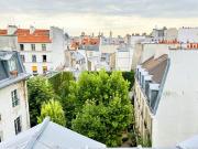 Penthouse with terrasse, and view on Eiffel tower, Paris... Penthouse with terrasse, and view on Eiffel tower, Paris...