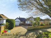 Pentland Avenue, Chelmsford CM1, 3 bed property to rent,...