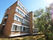 Pentlands Court, Cambridge CB4, 3 bed flat to rent,...