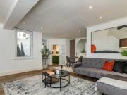Penywern Road, Earls Court, 3 Bedroom Apartment