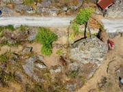 Pequena Ruína para Restauro ou Estacionamento Paredes do...