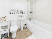Percivale Close, Crawley RH11, 1 bedroom flat to rent...