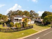 PERFECT BAYSIDE POSITION WITH FLEXIBLE LAYOUT AND SUPERB...
