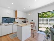 PERFECT DUAL LIVING HOME 4 BEDROOM HOUSE + SEPARATE...