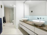 Perfect Inner City Lifestyle in Prestigious Building