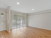 PERFECT LOCATION IN GOLDEN SQUARE