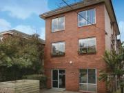 PERFECT LOCATION ON RICHMOND HILL, WELL PRESENTED 2...