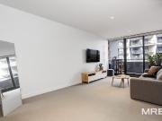Perfect position live across the road from Albert Park Lake