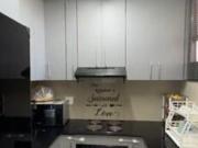 perfectly located 1 and half bedroom.