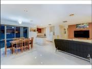 Perfectly Presented Point Cook Home!