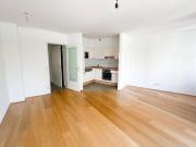 Perfekt aufgeteilte 3 Zimmerwohnung mit Loggia in U Bahn...