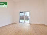 Perfekt aufgeteiltes Büro mit riesigen Raumhöhen in...