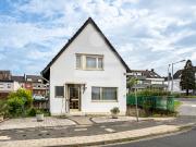 Perfekt für die Familie freistehendes Einfamilienhaus in...