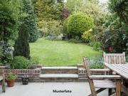 Perfektes Zuhause: Einfamilienhaus mit Carport, Pool,...