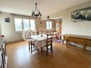 Péronnas Appartement T4 de 83.82 m2 avec balcons et garage