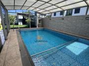 PERUMIN! LUJOSA RESIDENCIA CON PISCINA TECHADA EN ZONA...