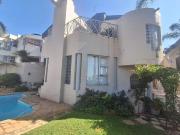 PET FRIENDLY DUPLEX IN BASSONIA