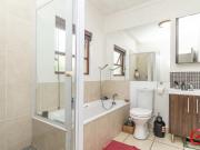 Pet Friendly Loft in Broadacres