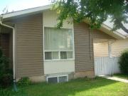 PET FRIENDLY Main Floor, 3 Bedroom, 1 Year Lease Takeover