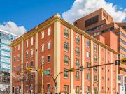 Pet Friendly Original Loft 98 Walk Score + Parking Pet Friendly Original Loft 98 Walk Score + Parking