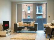 Petersfield Avenue, Slough