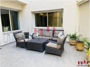 Petit bijou a racine terrasse