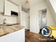 Petit deux pièces MEUBLÉ refait à NEUF TIEMO PARIS,...