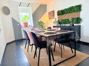 Petit immeuble,bâtiment historique,proche lycée,centre ville