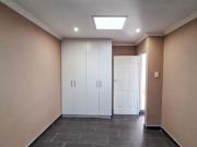 Pets friendly two bed Unit In Dorchester Height