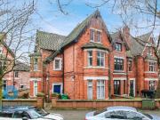 Peveril Drive, Nottingham NG7, Studio to rent, £750 pcm...