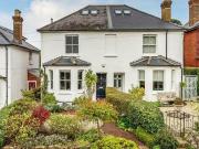 Pewley Hill, Guildford, 4 Bedroom Semi detached