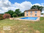 Peyrole, maison 5 pièces avec piscine
