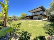 Pézenas Un cadre idyllique alliant modernité et sérénité...