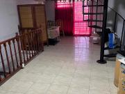 PH 1° Piso por escalera solo para profesional. en Lanús Este