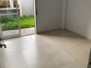 PH 2 AMBIENTES EN PLANTA BAJA CON PATIO, PARRILLA Y...