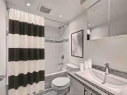 PH 3 3 Walk up 1 Bedroom Apartment for Rent at 420 Rue...