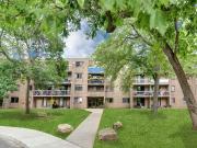 PH 4 4 1 Bedroom Apartment for Rent at 670 Rue De Gaspé,...