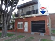 PH 4 ambientes en venta en Wilde con terraza