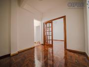 PH a la venta en 1er piso por escalera, Monoambiente...